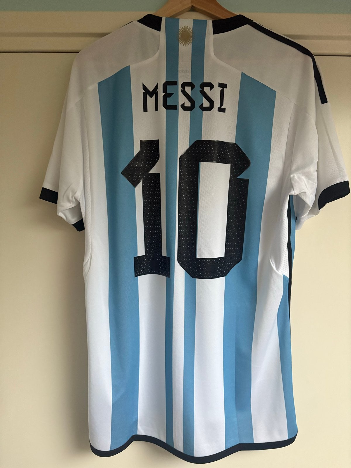 Argentinië thuisshirt Messi WK 2022 origineel L, Maat 52/54 (L), Wit, Nieuw, Ophalen of Verzenden