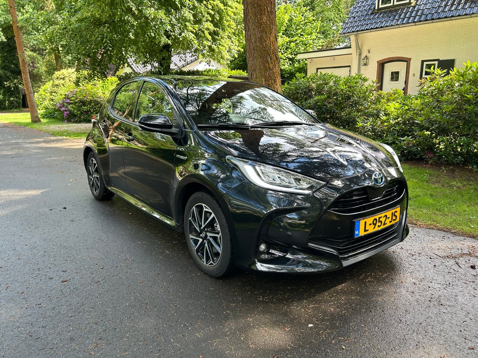 Toyota Yaris 1.5 Hybrid 116pk CVT 2021 Zwart, 450 kg, 450 kg, Yaris, 25 km/l