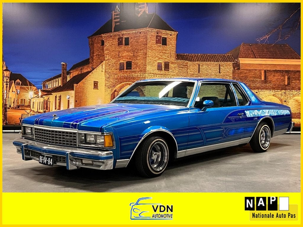 Chevrolet Caprice Classic Coupe Automaat Low Rider "Imaginat, Auto's, Chevrolet, Automaat, Achterwielaandrijving, Gebruikt, 4300 cc