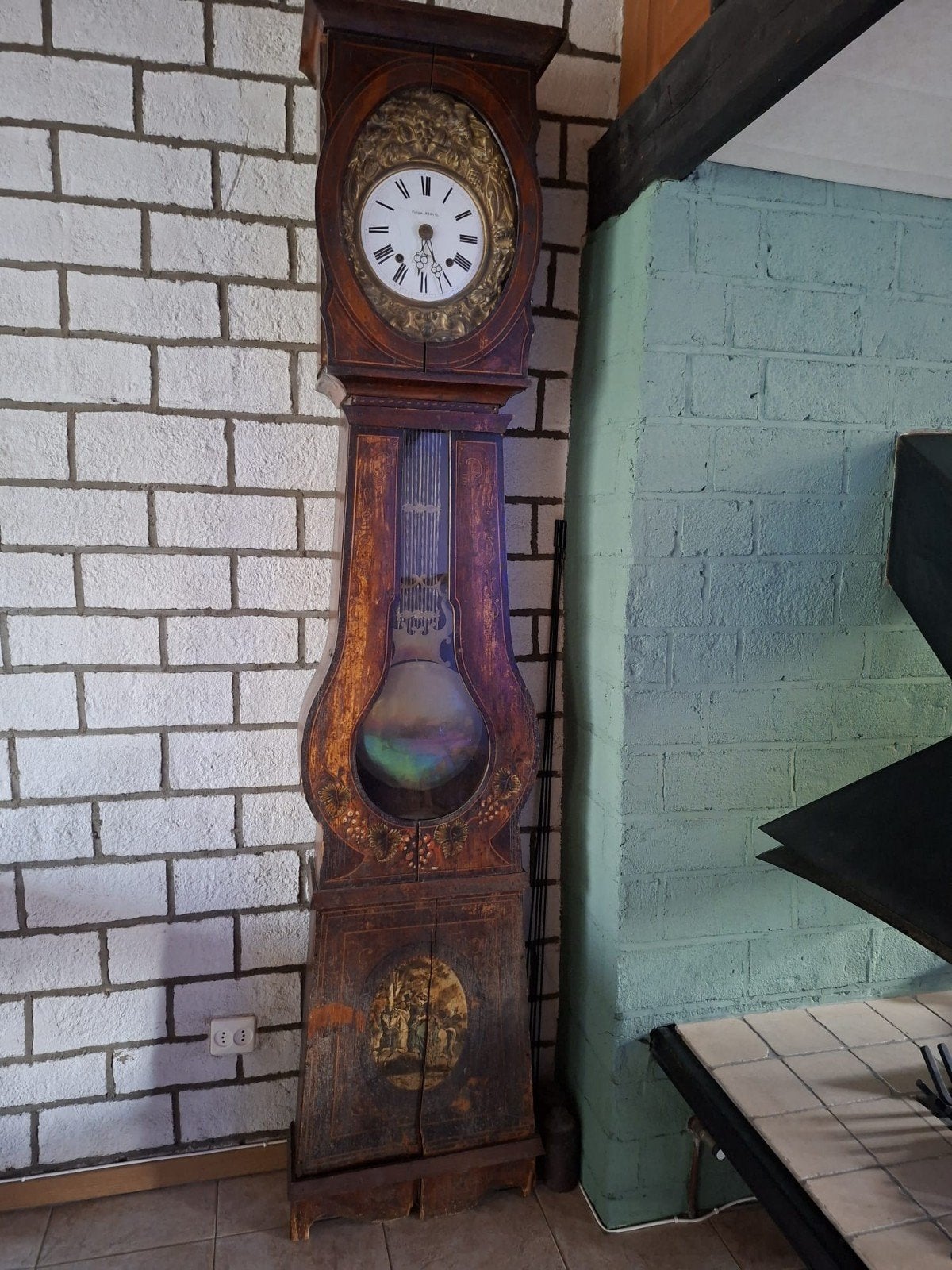 comtoise met houten kast, Ophalen