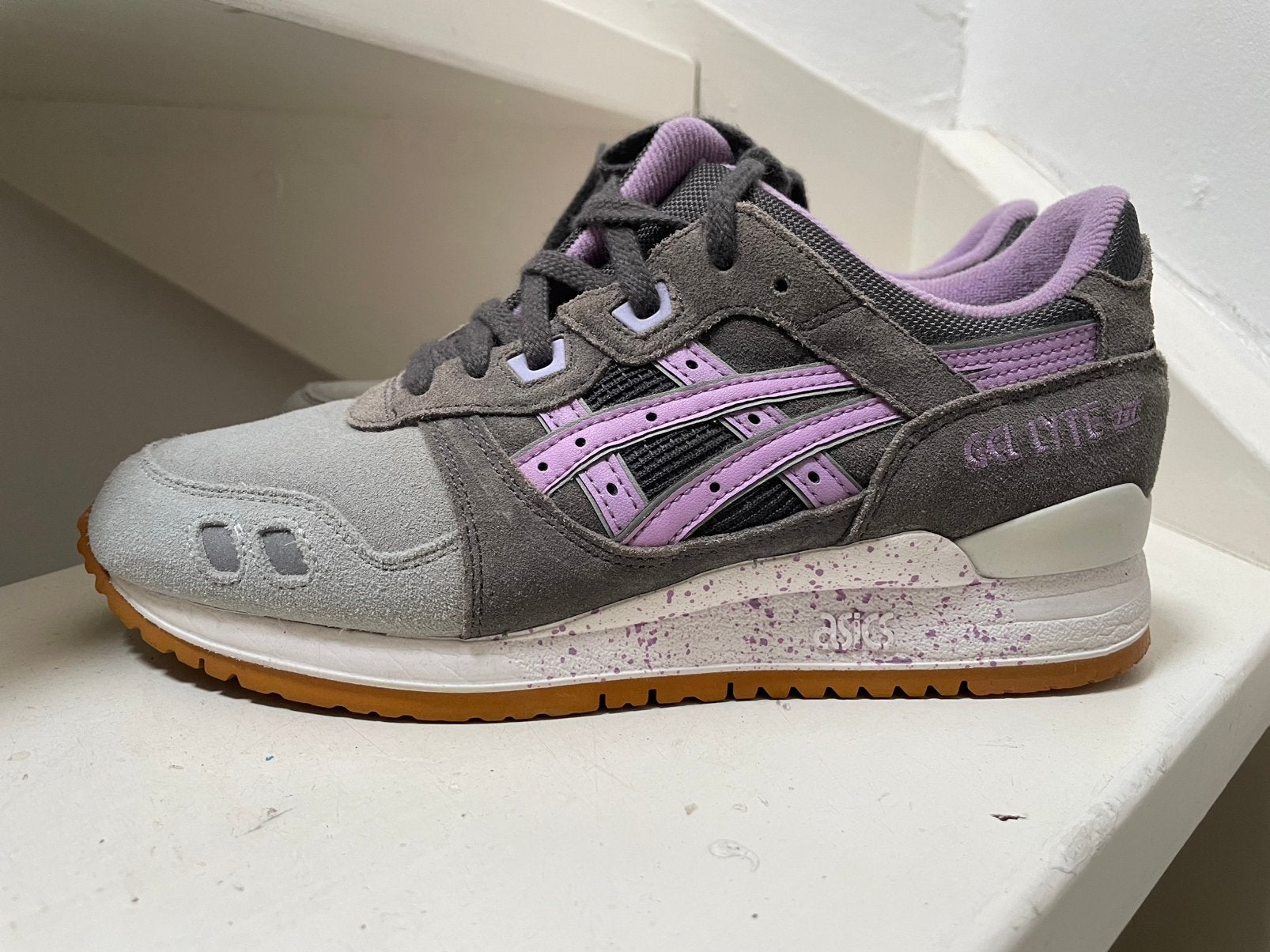 Asics Gel Lyte III - Full Bloom, Ophalen of Verzenden, Zo goed als nieuw, Sneakers of Gympen