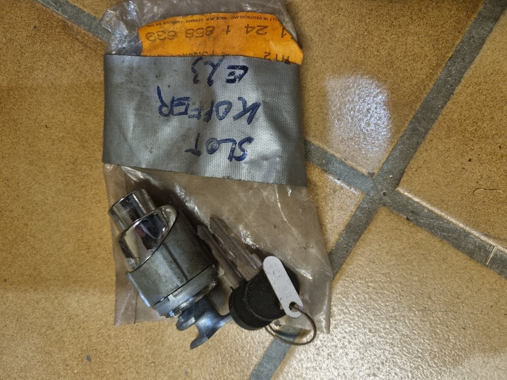 Bmw e23 NOS chroom kofferklepslot met sleutel, Ophalen of Verzenden, Nieuw, BMW