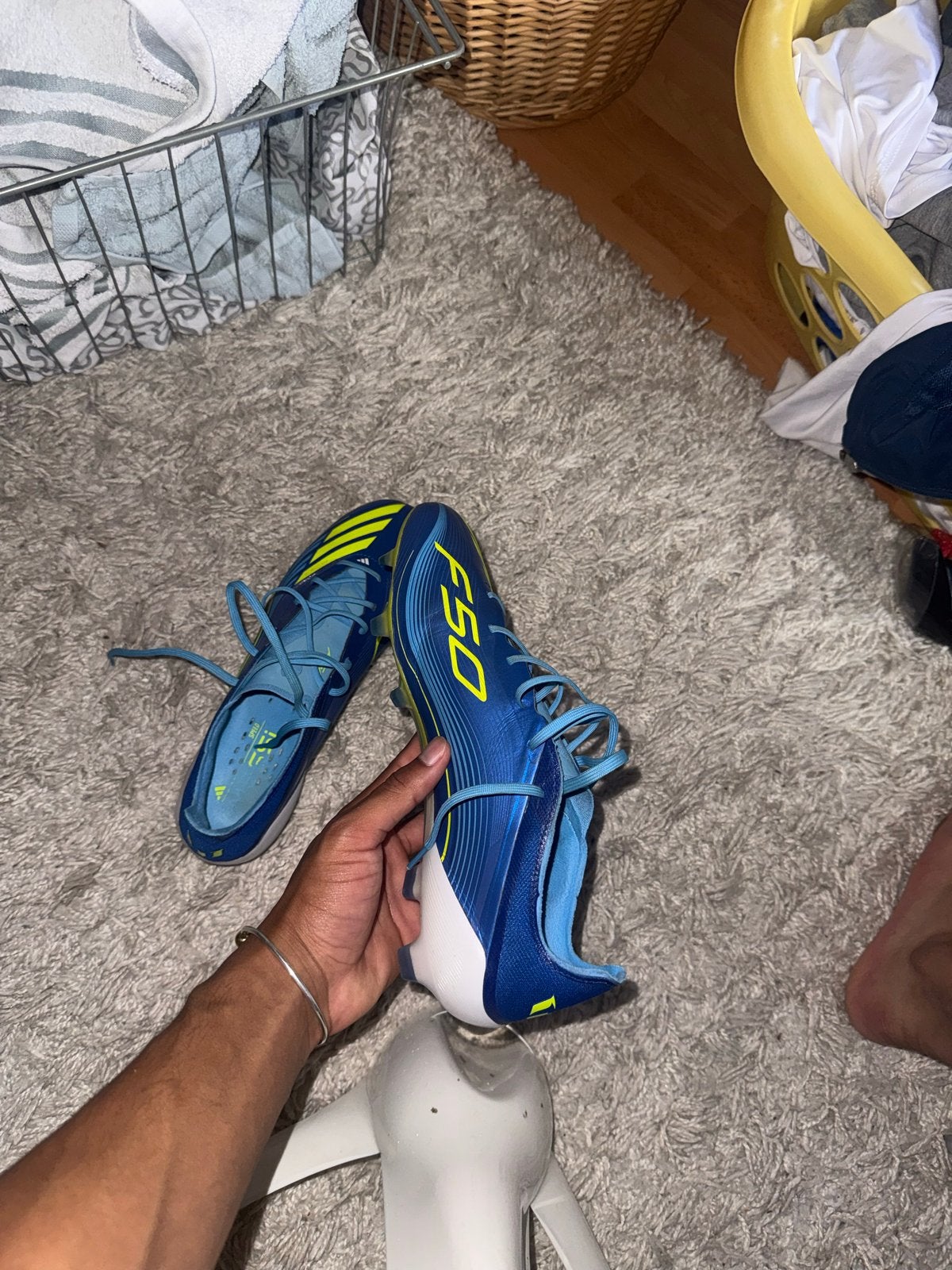 Adidas Voetbalschoenen F50 Messi Maat 42 2/3, Sport en Fitness, Voetbal, Maat XS of kleiner, Ophalen, Gebruikt, Schoenen