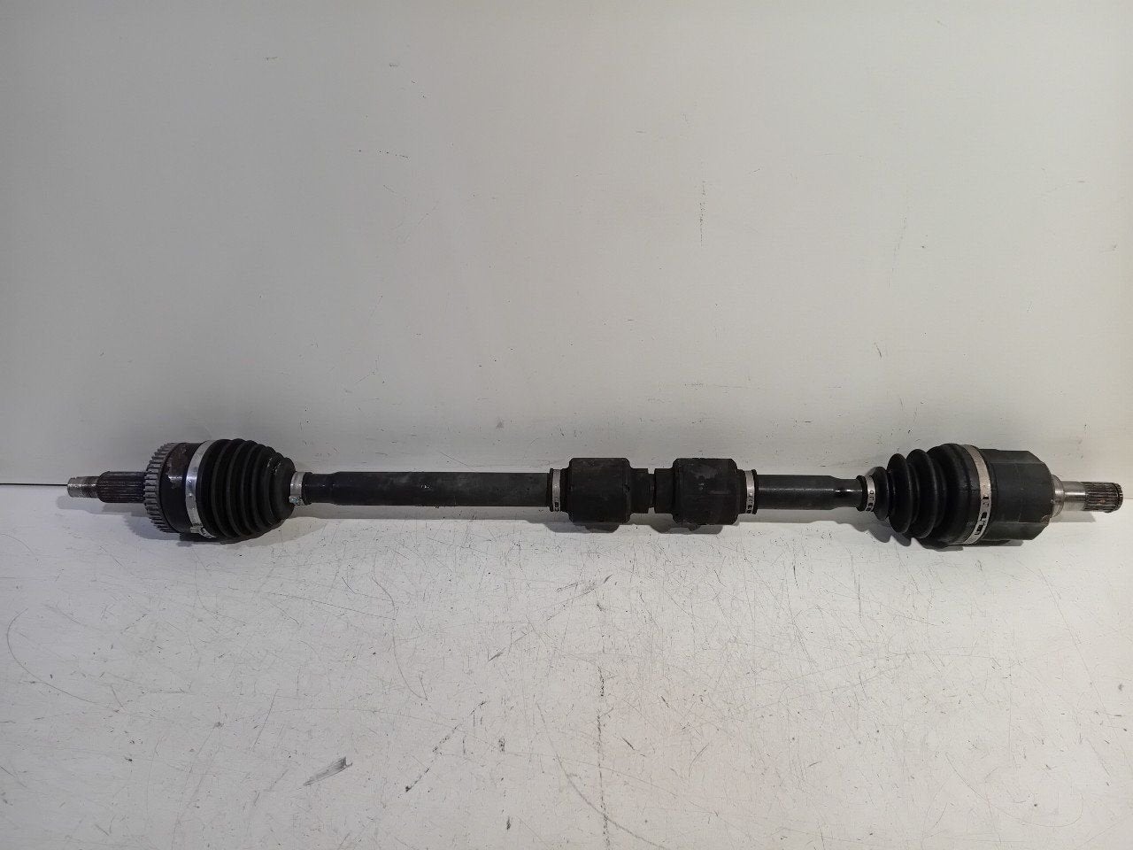 Aandrijfas rechts voor Kia Sportage, Onderdelen@venauto.nl, Van der Ven Autorecycling B.V., Ettenseweg 76, 4706 PB Roosendaal, The Netherlands