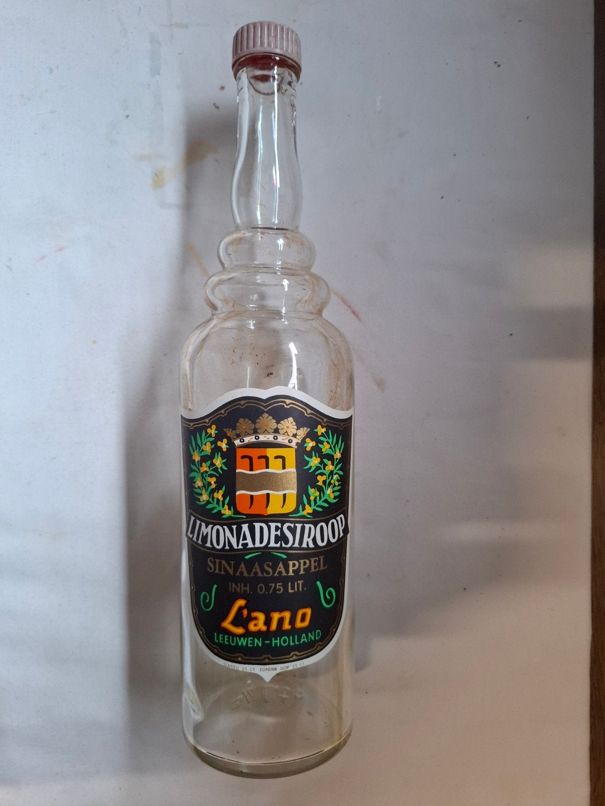 fles Limonadesiroop van de firma Lano uit Leeuwen, Verzamelen, Ophalen of Verzenden, Gebruikt, Verpakking