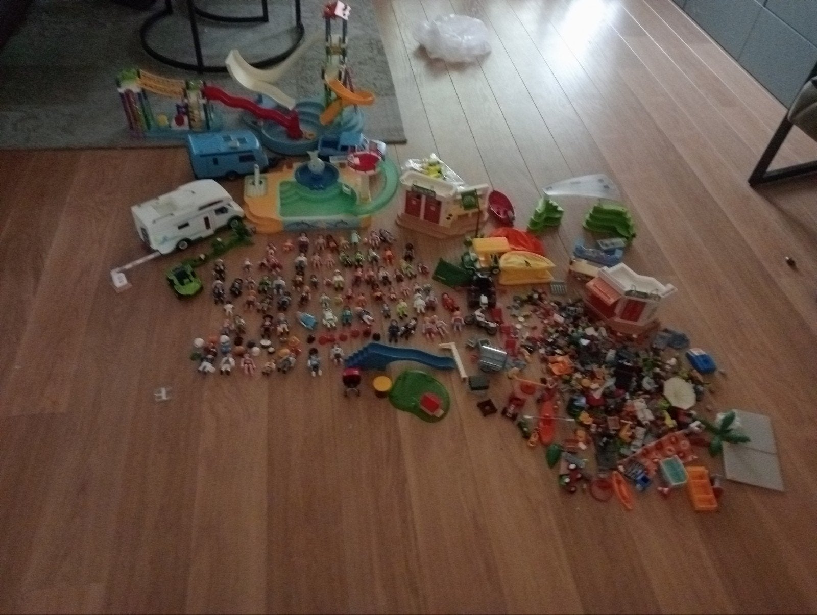 playmobil camping, zwembaden, camper etc, Ophalen, Gebruikt