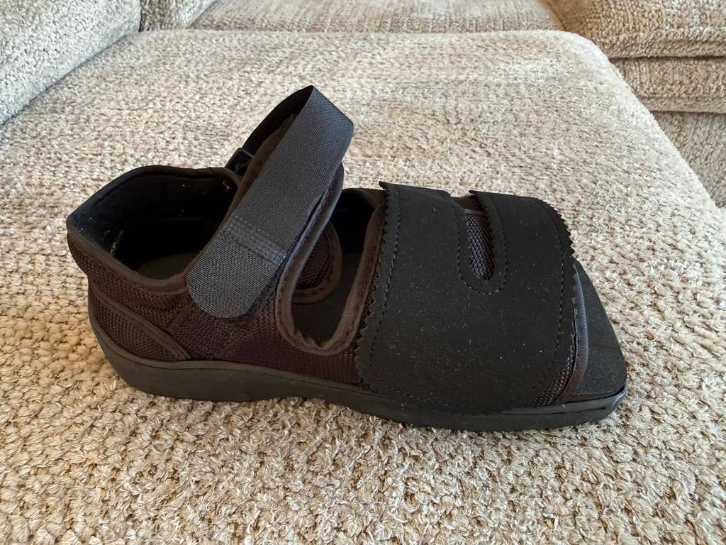 Orthopedische verbandschoen/postoperatieve schoen Medium, Ophalen of Verzenden, Zo goed als nieuw