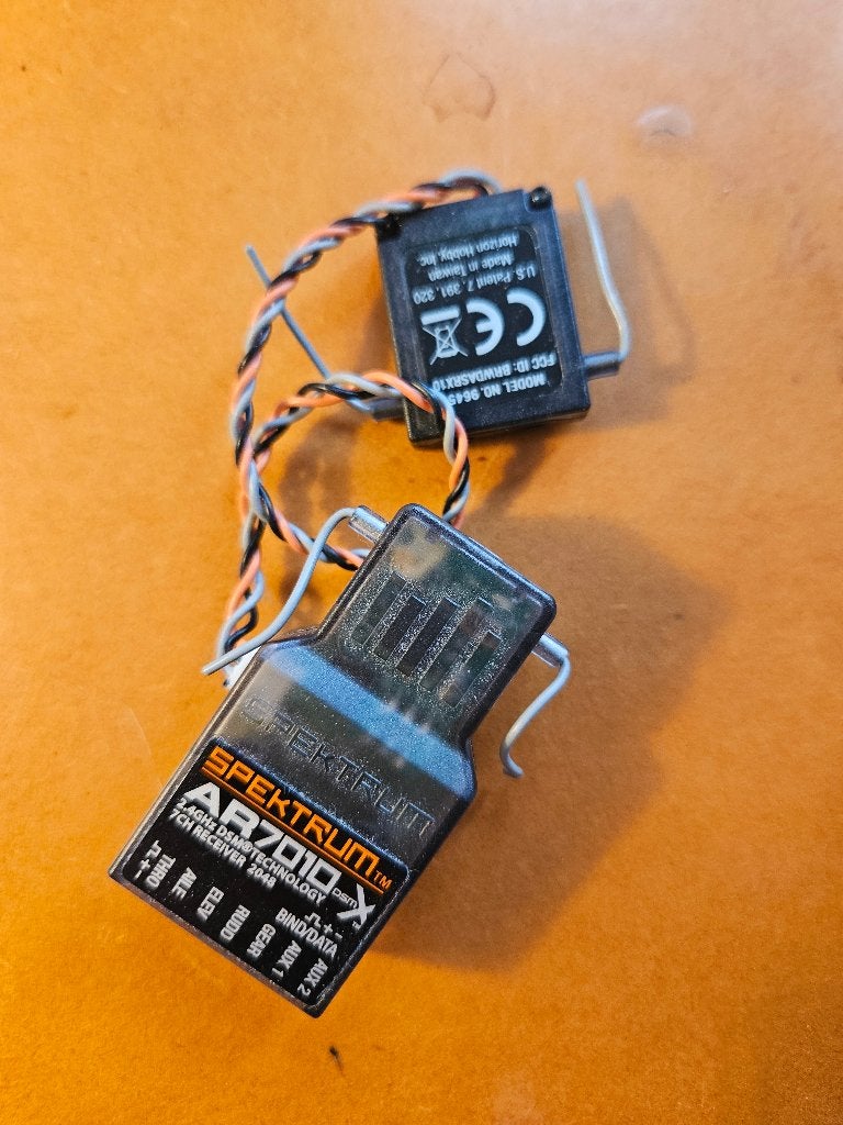 Spektrum AR7010 DSMX 7-kanaals ontvanger + satelliet, Hobby en Vrije tijd, Ophalen of Verzenden, Zo goed als nieuw