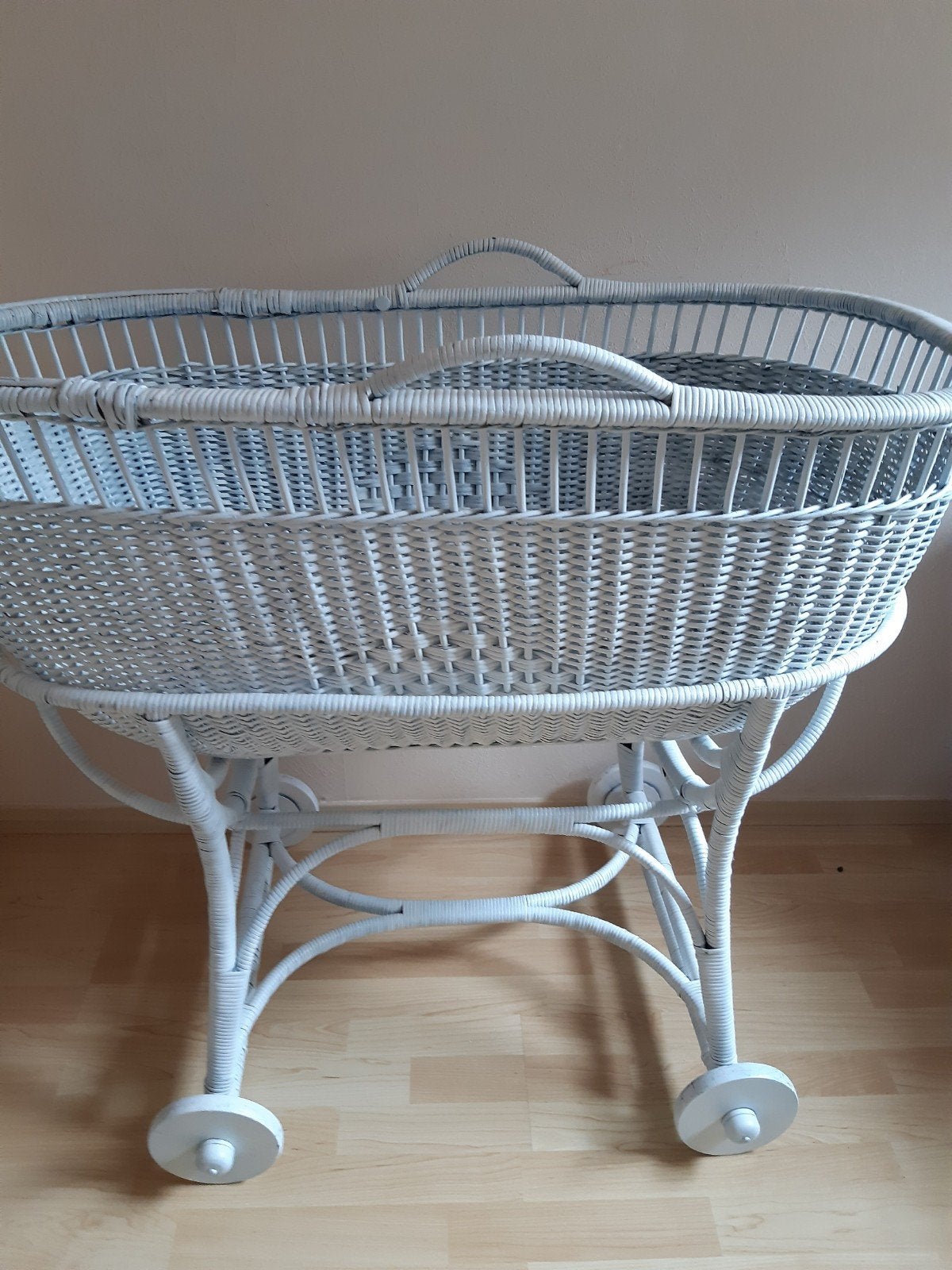 Rotan wieg, Ophalen, Gebruikt, Wieg