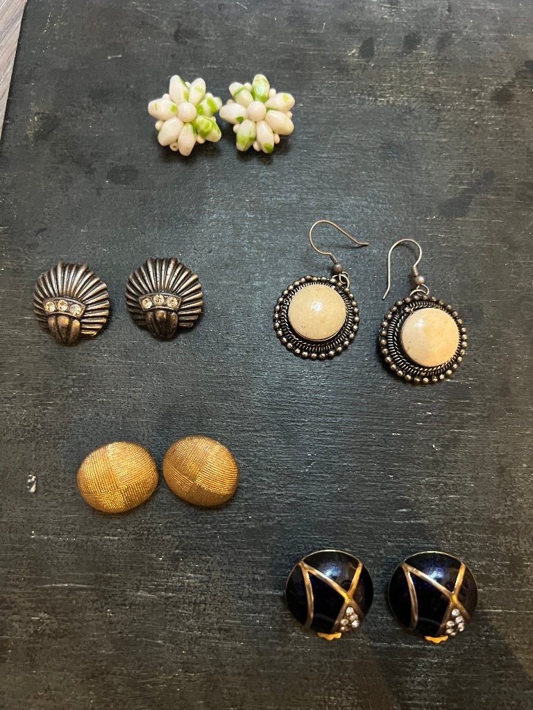 Vintage verguld oorclips oorbellen oorhanger costume jewelry, Sieraden, Tassen en Uiterlijk, Oorbellen, Ophalen of Verzenden, Zo goed als nieuw