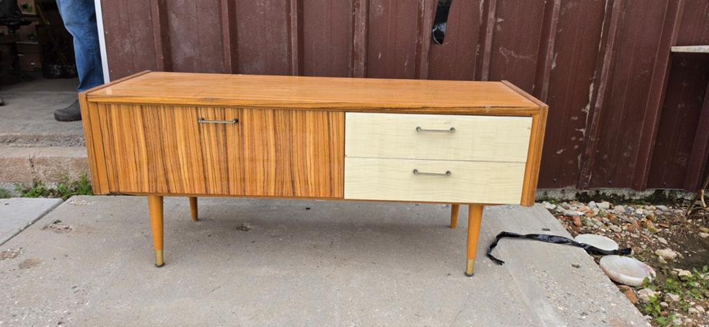 Prachtig vintage jaren 60 pastoe design tv meubel!, Ophalen, Zo goed als nieuw, Teakhout, Vintage