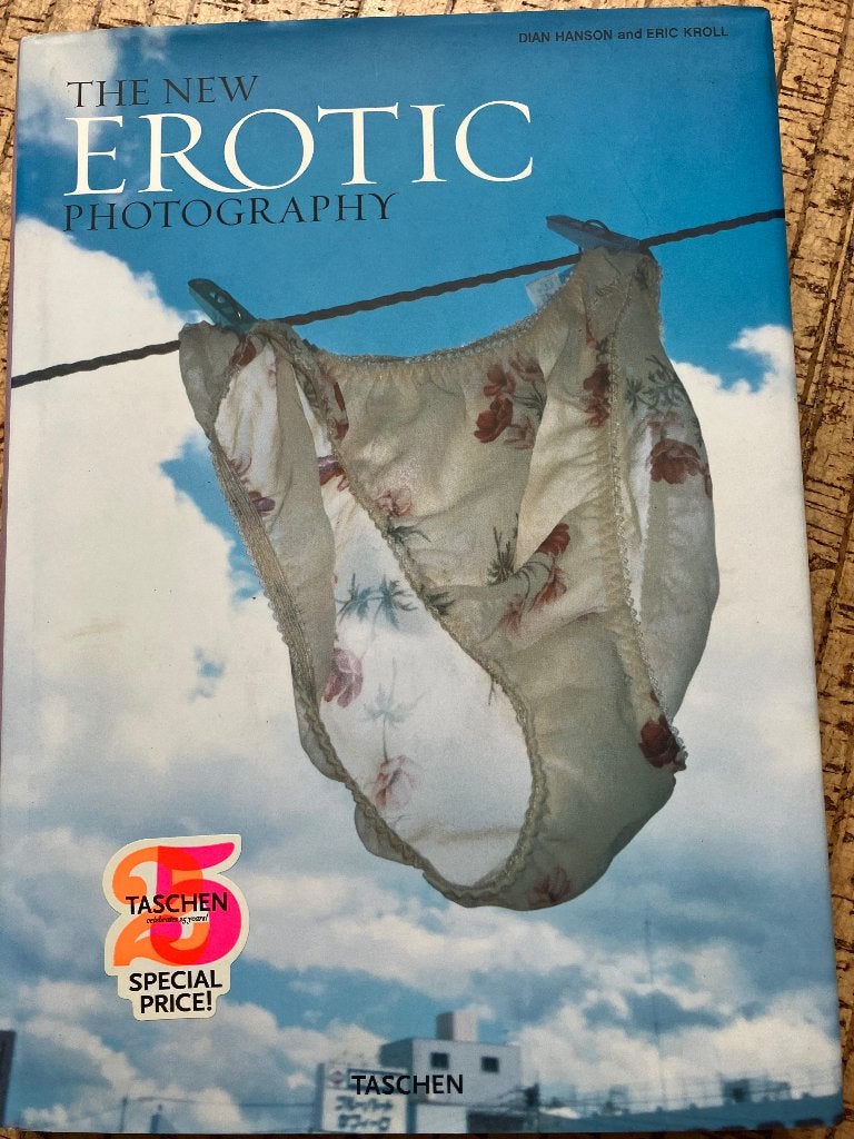 The new erotic photography Taschen Dian Hanson, Fotografen, Dian hanson, Ophalen of Verzenden, Zo goed als nieuw