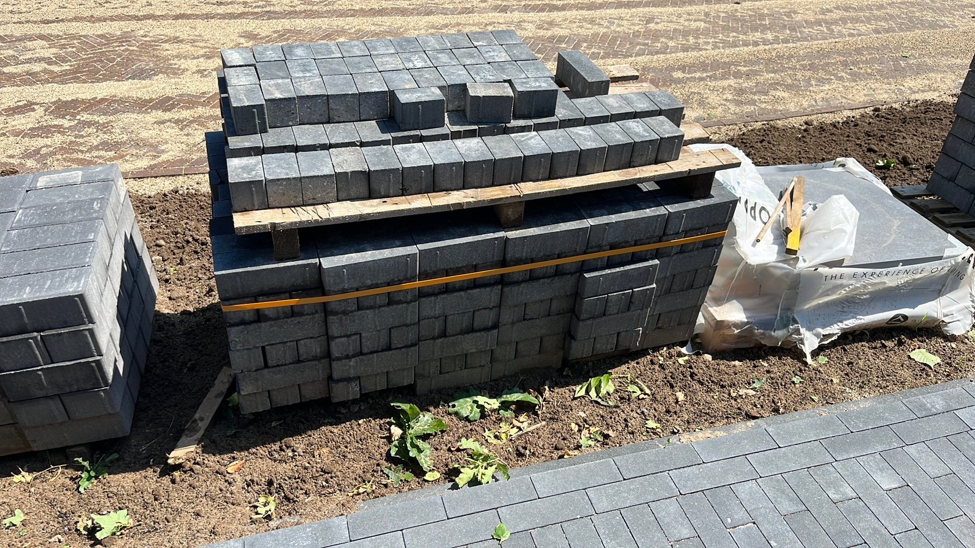 Strackstone, Ophalen, Klinkers, Nieuw, Minder dan 5 m²