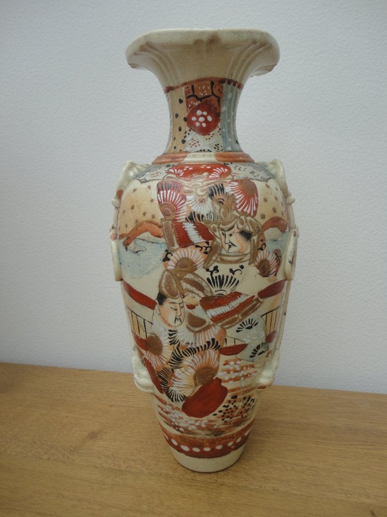 Prachtige Japanse Satsuma Moriage vaas afb. Samurai krijgers, Ophalen of Verzenden