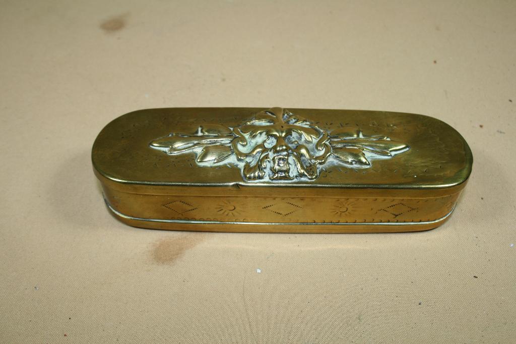 Antiek koperen tabaksdoos met leeuw 1800, Ophalen of Verzenden, Koper