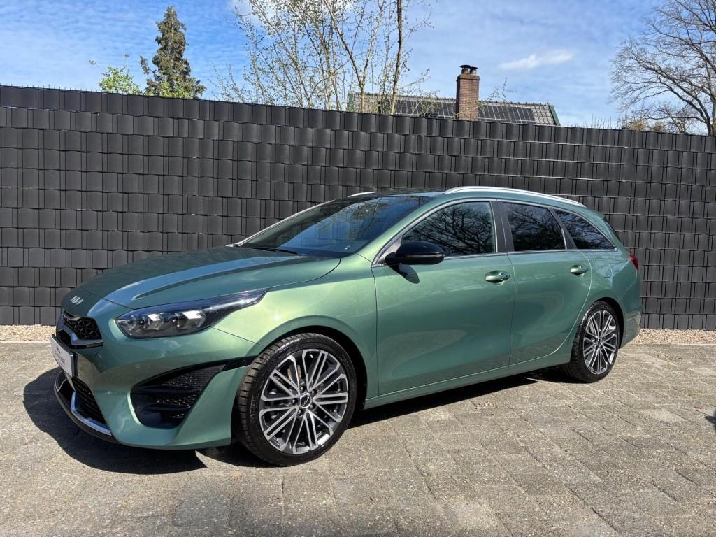 Kia CEED 1.5 T-GDI GT-PLUSL.**nieuwstaat//18inch//DAB**, Auto's, Automaat, Gebruikt, Huisgarantie, Met garantie (alle)