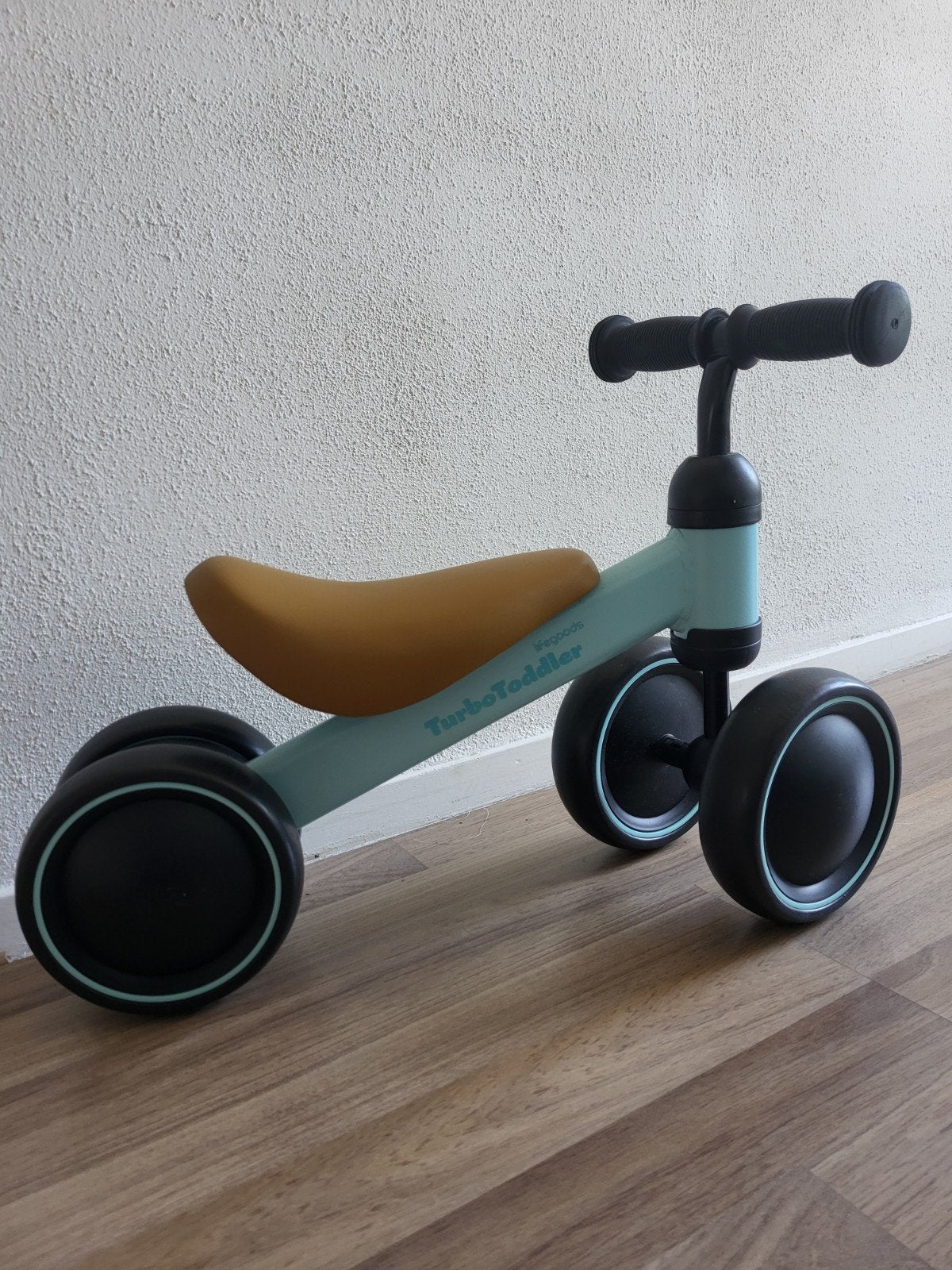TurboToddler Loopfiets lichtblauw, Ophalen of Verzenden, Zo goed als nieuw, Loopfiets