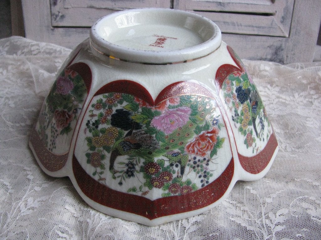 Oude Satsuma Lotus Schaal / Kom - Pauw & Bloemen 17.5 cm, Antiek en Kunst, Verzenden