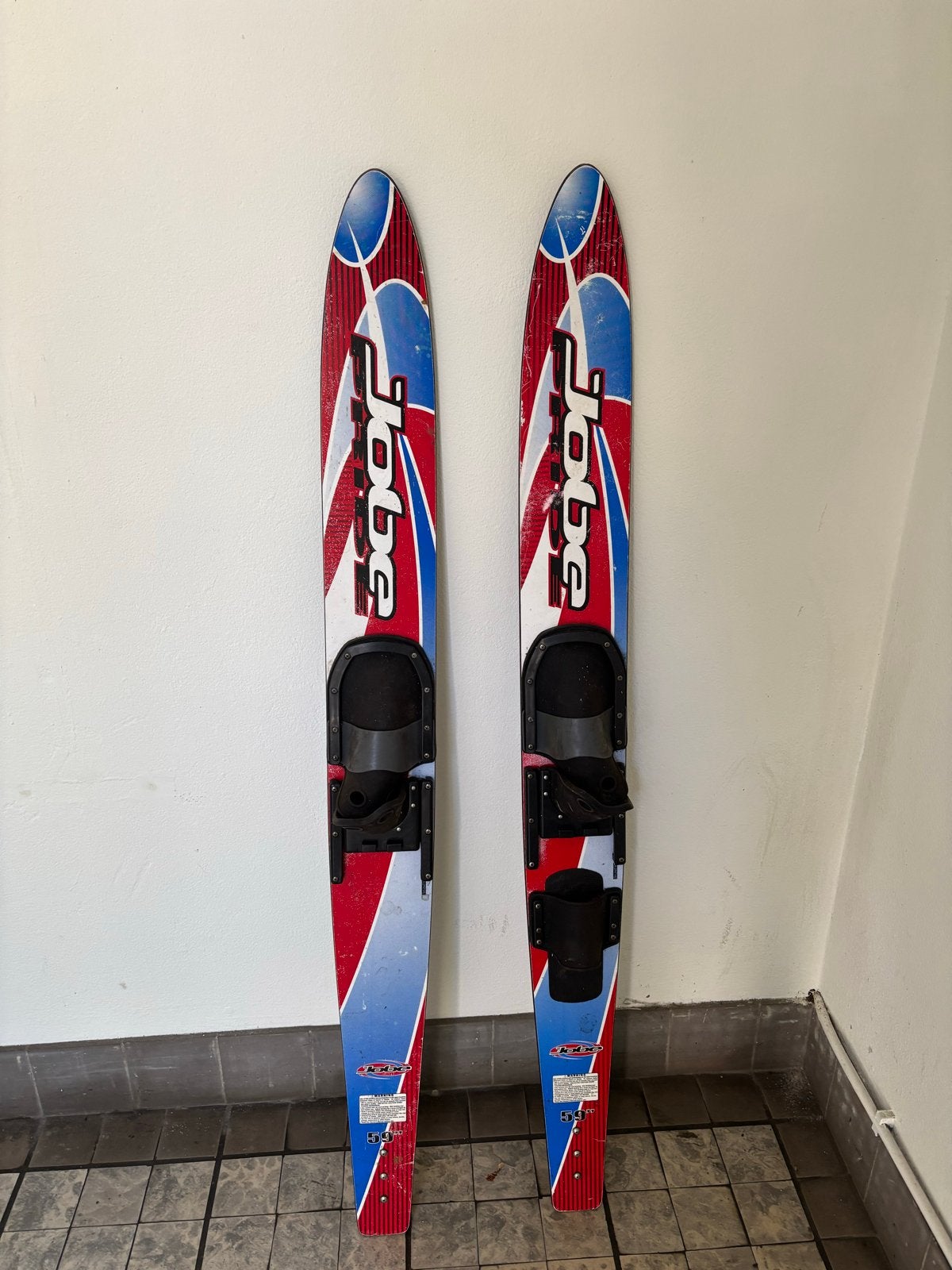 Jobe waterski's - Gebruikt maar nog leuk!, Watersport en Boten, Waterski's, Ophalen, Gebruikt, 130 tot 160 cm, Waterski's