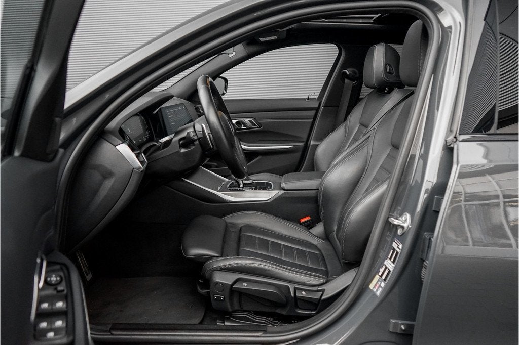 BMW 3 Serie Touring 320e M-Sport Dravitgrau Pano Leder Trekh, Automaat, Gebruikt, 4 cilinders, 71 km/l