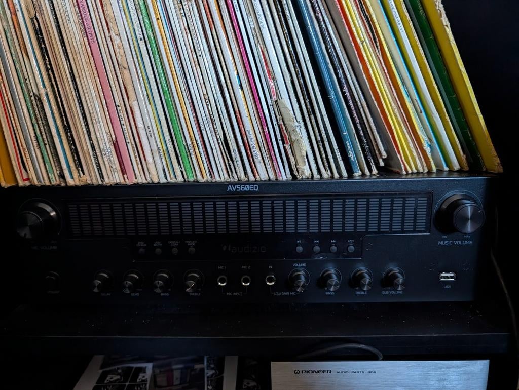 Audizio versterker, Ophalen of Verzenden, Zo goed als nieuw, 120 watt of meer, Overige merken