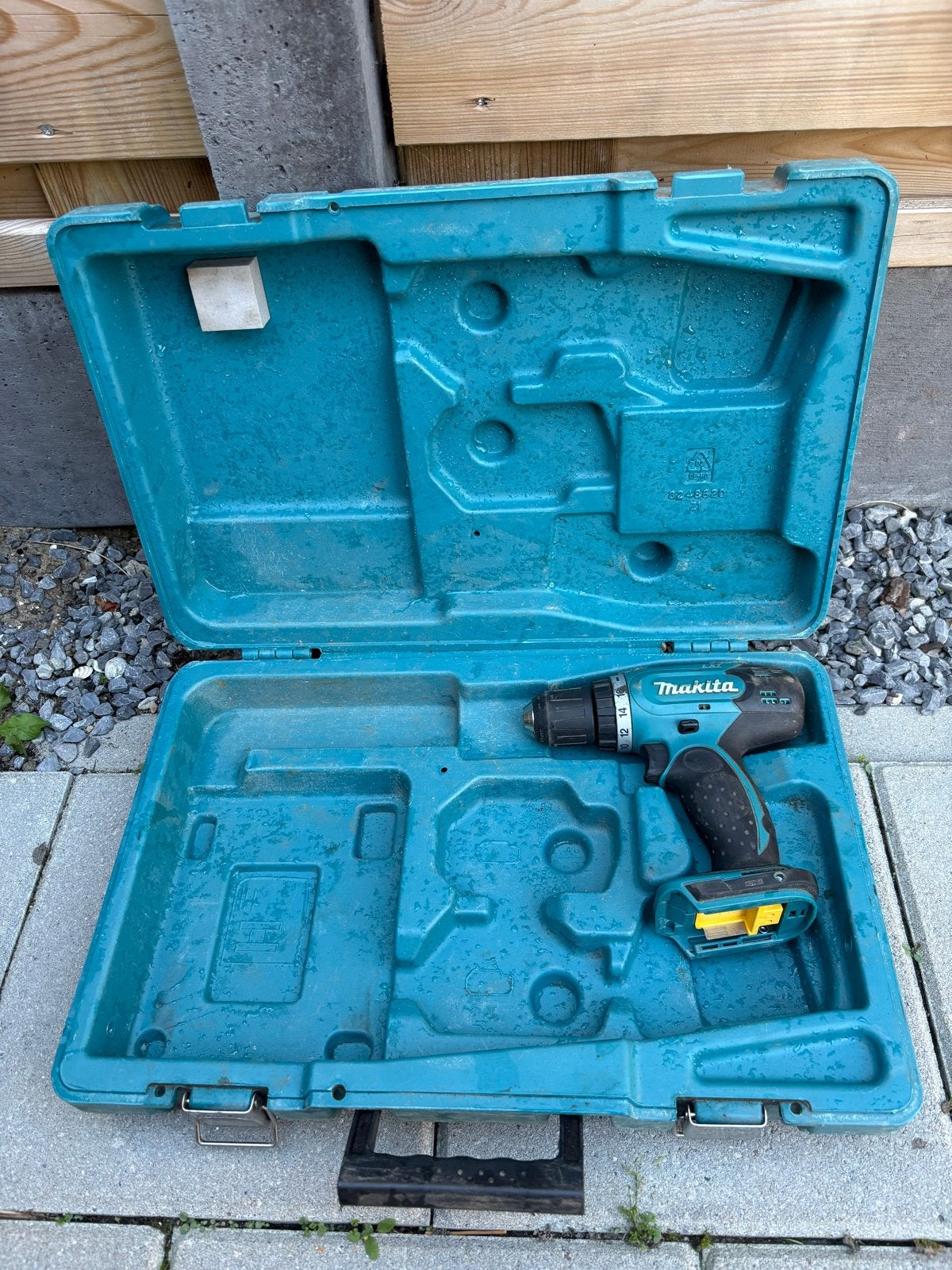 Foto 3 van Makita BDF343 Accuboormachine 14.4V MOET WEG