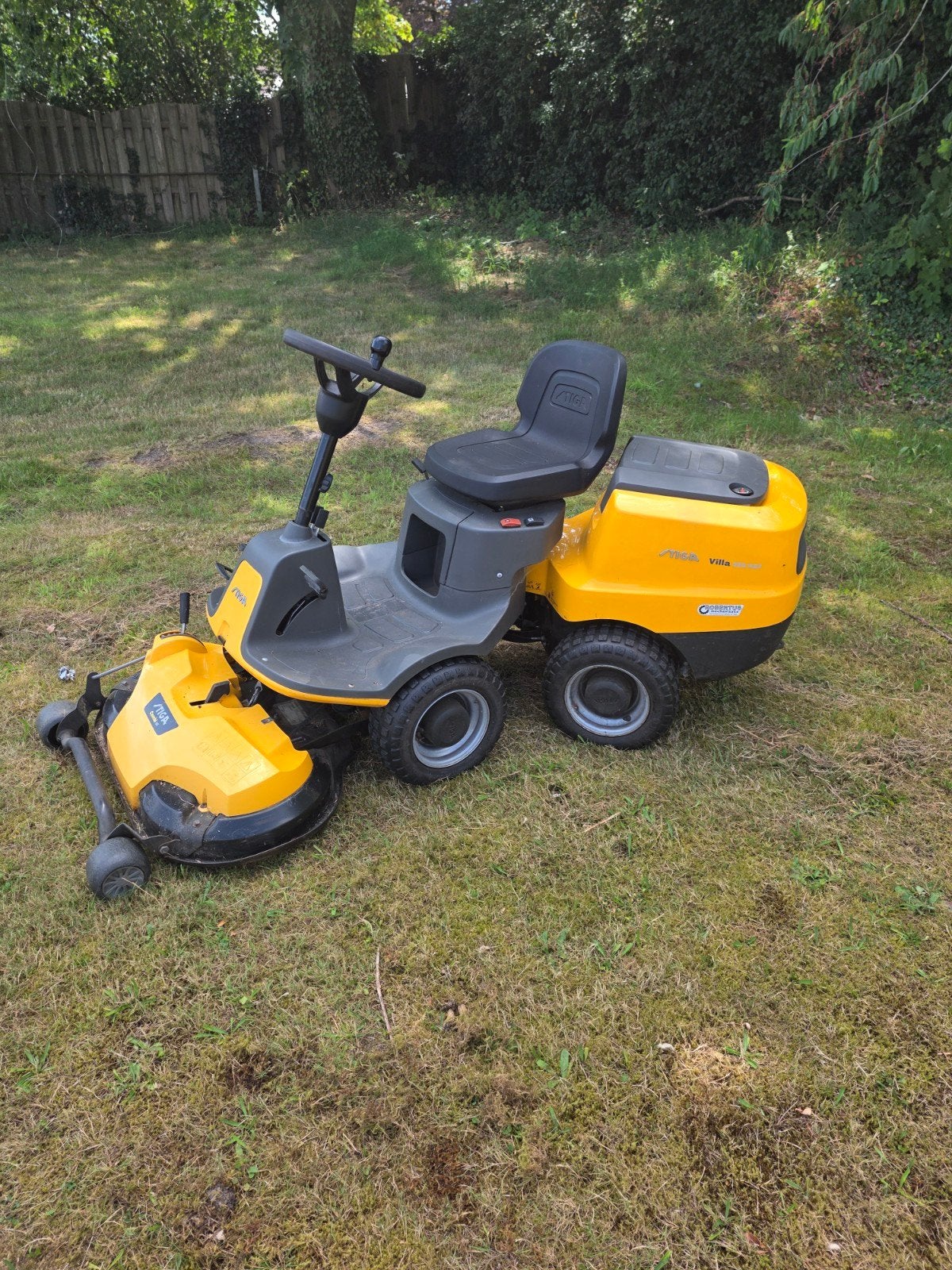 Stiga Villa 520 HST Frontmaaier zirtmaaier Hydrostaat, Tuin en Terras, Ophalen of Verzenden, Gebruikt, 50 cm of meer