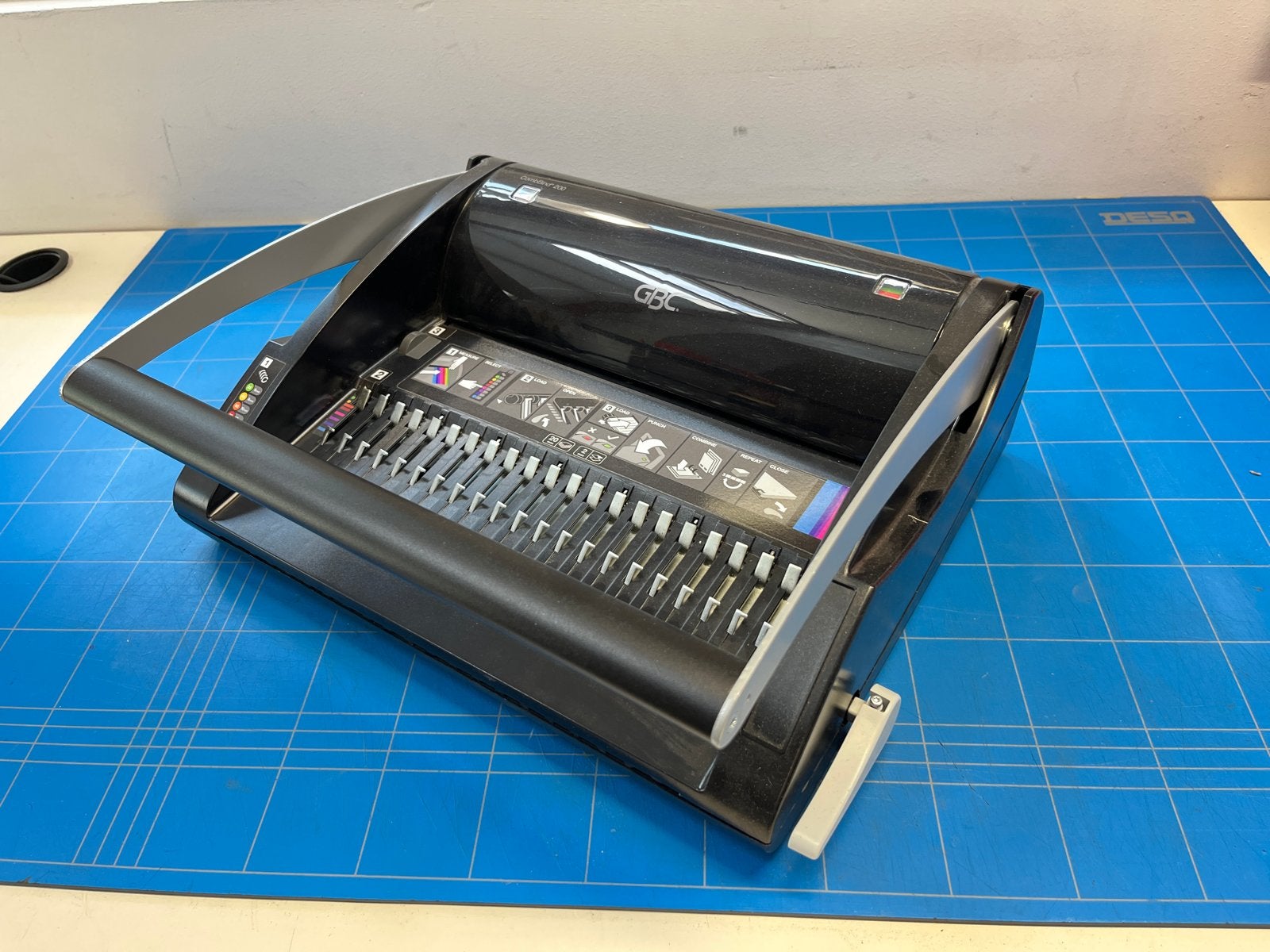 GBC Combibind 200 Inbindmachine - Zo goed als nieuw, Ophalen of Verzenden, Gebruikt