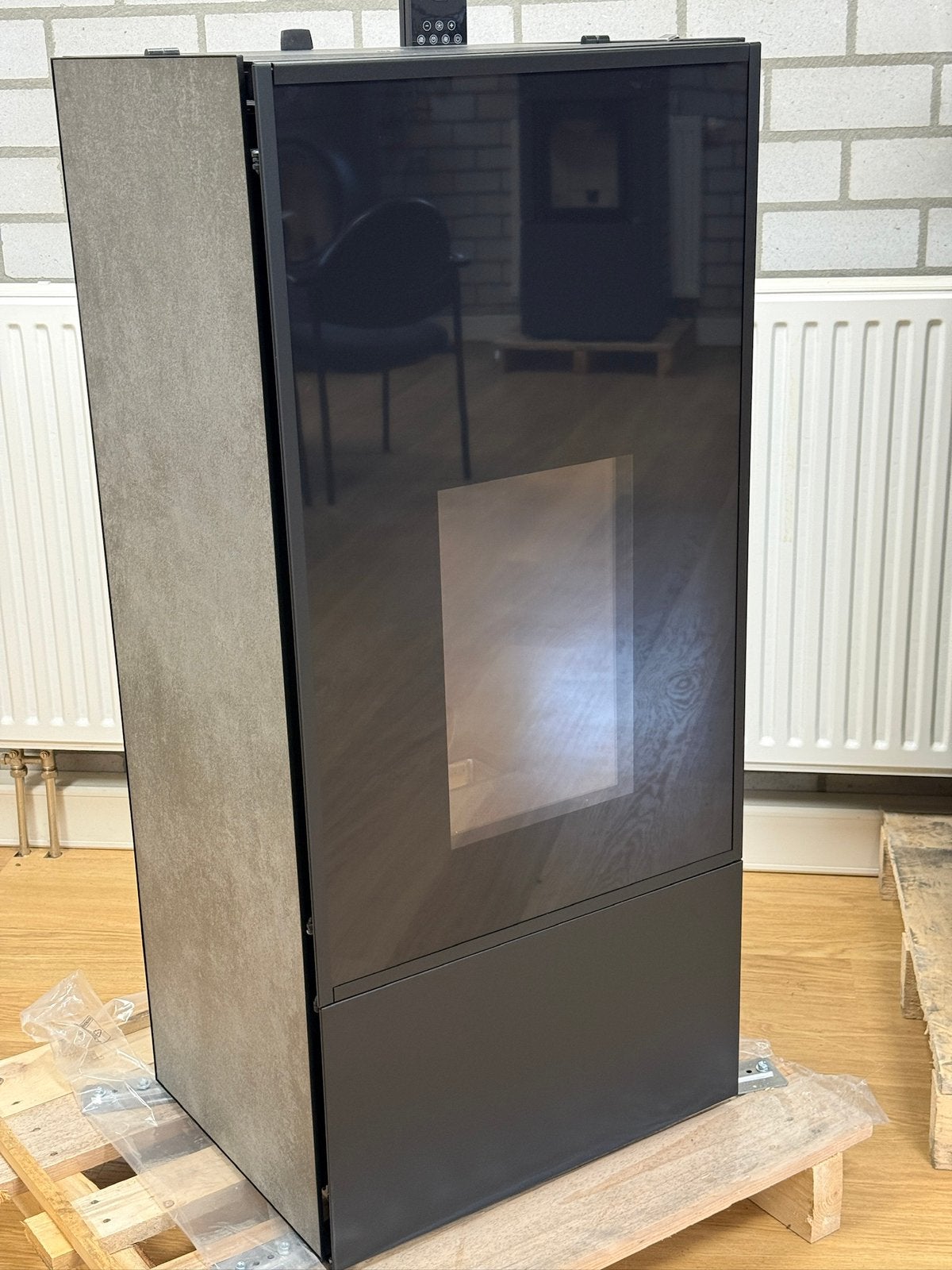 Nieuwe Mcz Eiko natural matic 6core 6Kw, Ophalen, Nieuw, Pelletkachel, Vrijstaand
