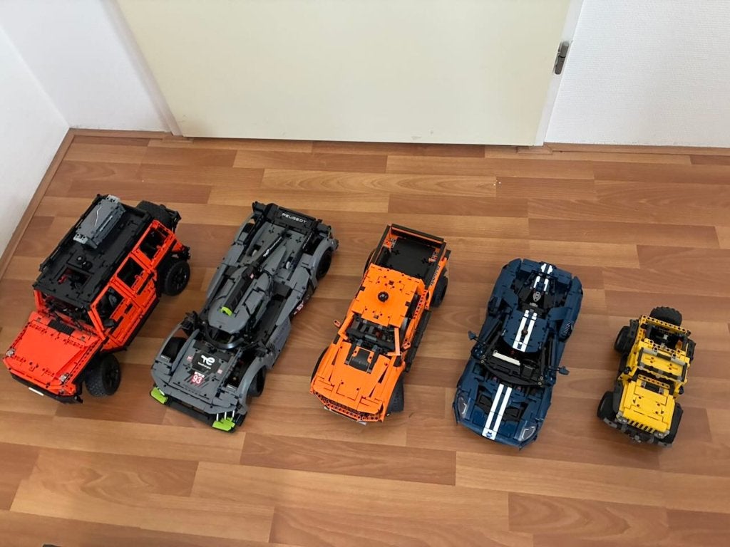 Technisch lego 5 auto's, Ophalen, Lego, Zo goed als nieuw, Complete set