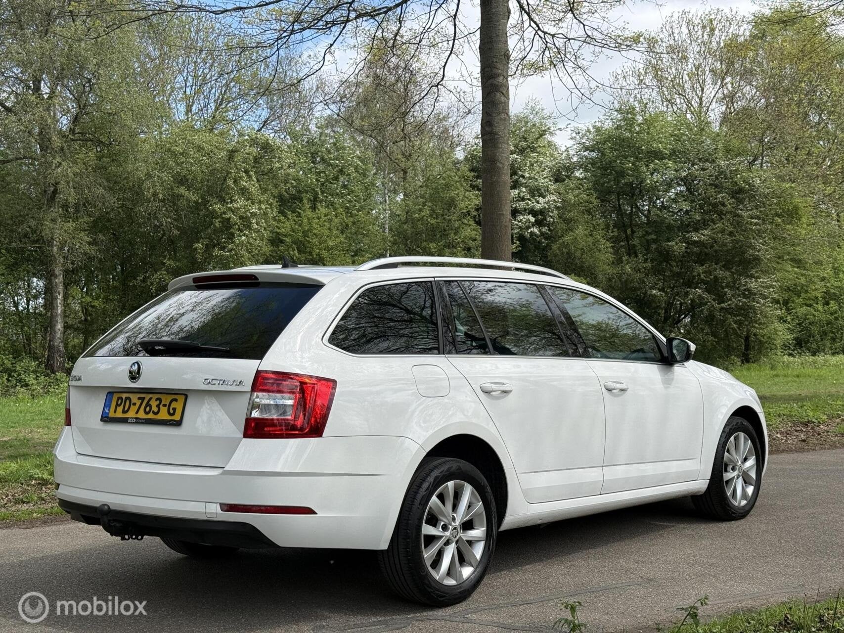 Foto 3 van Skoda Octavia Combi 1.4 TSI Greentech Ambition Business