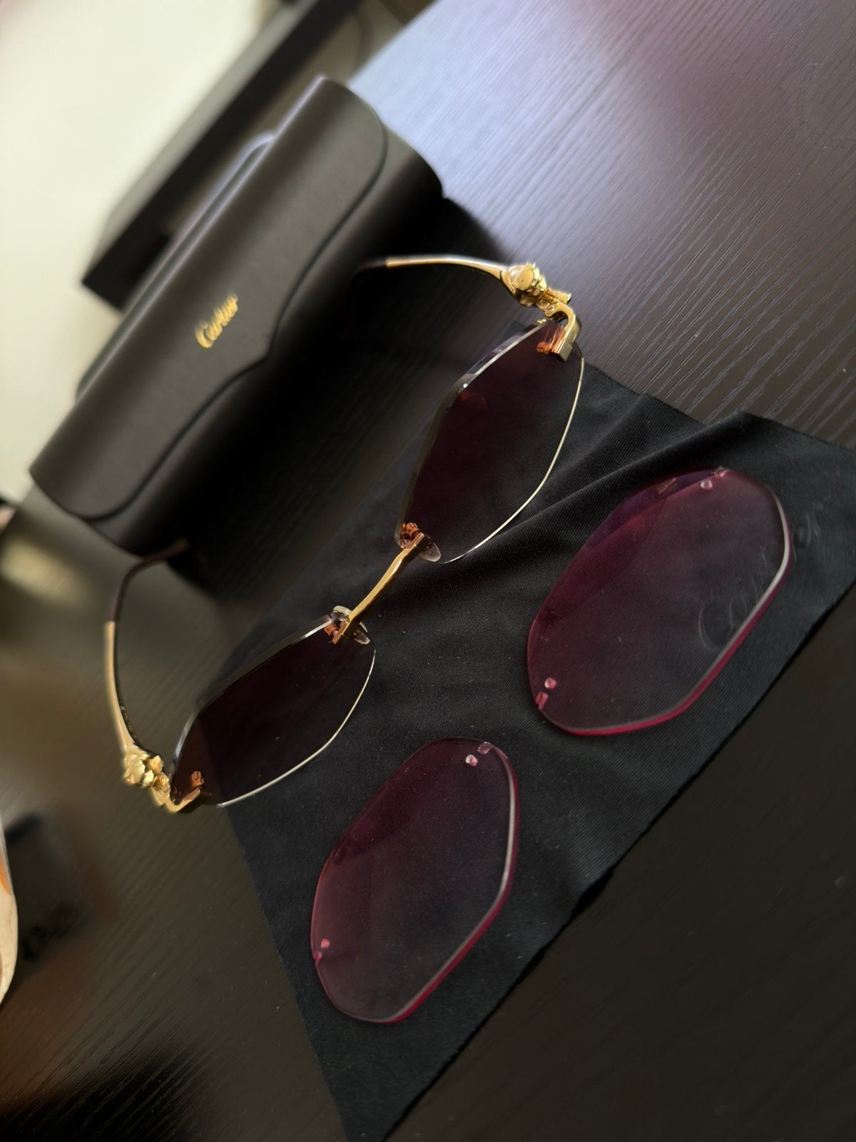 Cartier panthere sunglasses, Sieraden, Tassen en Uiterlijk, Zonnebril, Paars, Zo goed als nieuw, Ophalen
