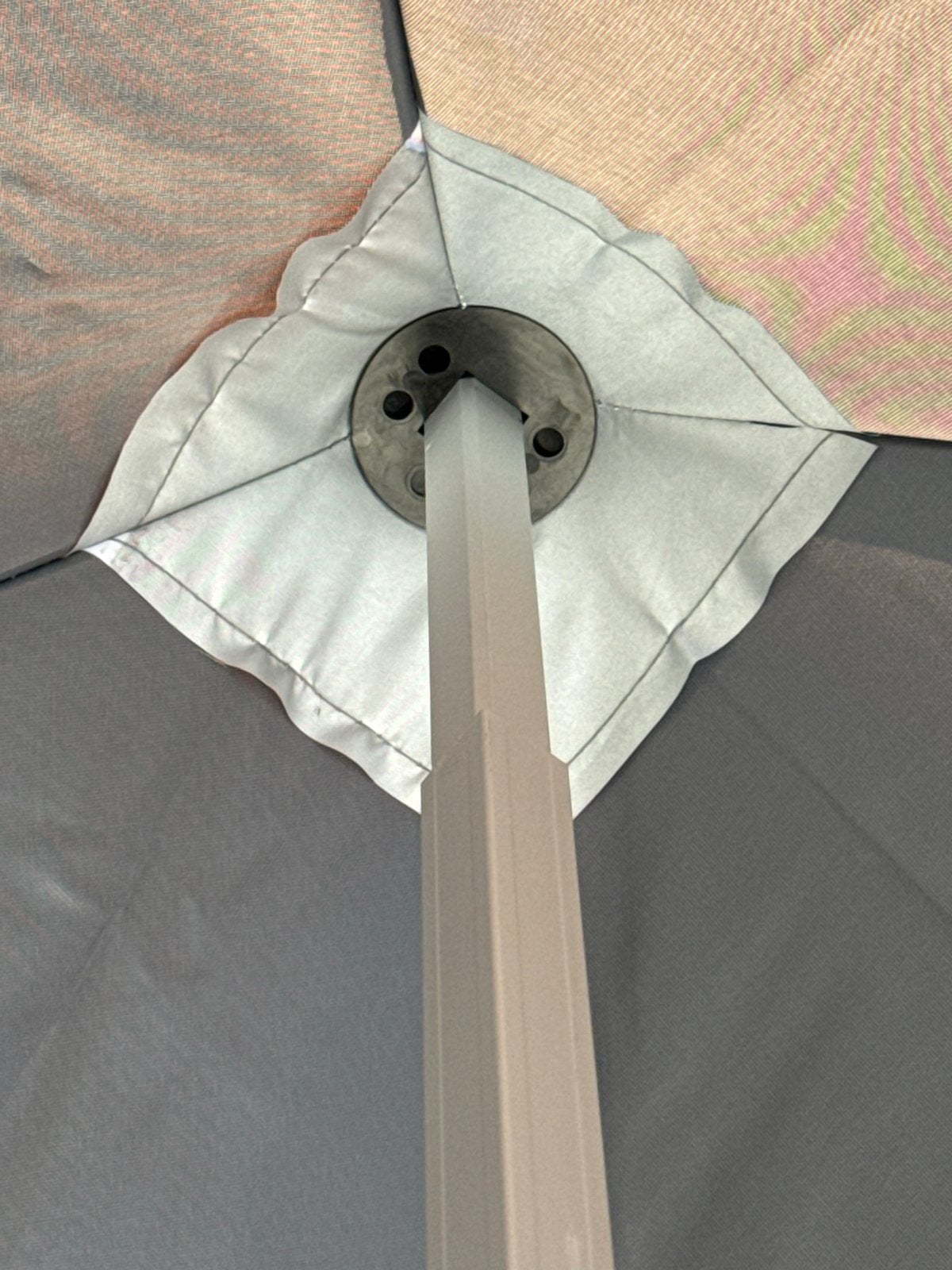 Foto 6 van Partytent 3x3m Grijs – 40mm Hex Frame + Zijwanden
