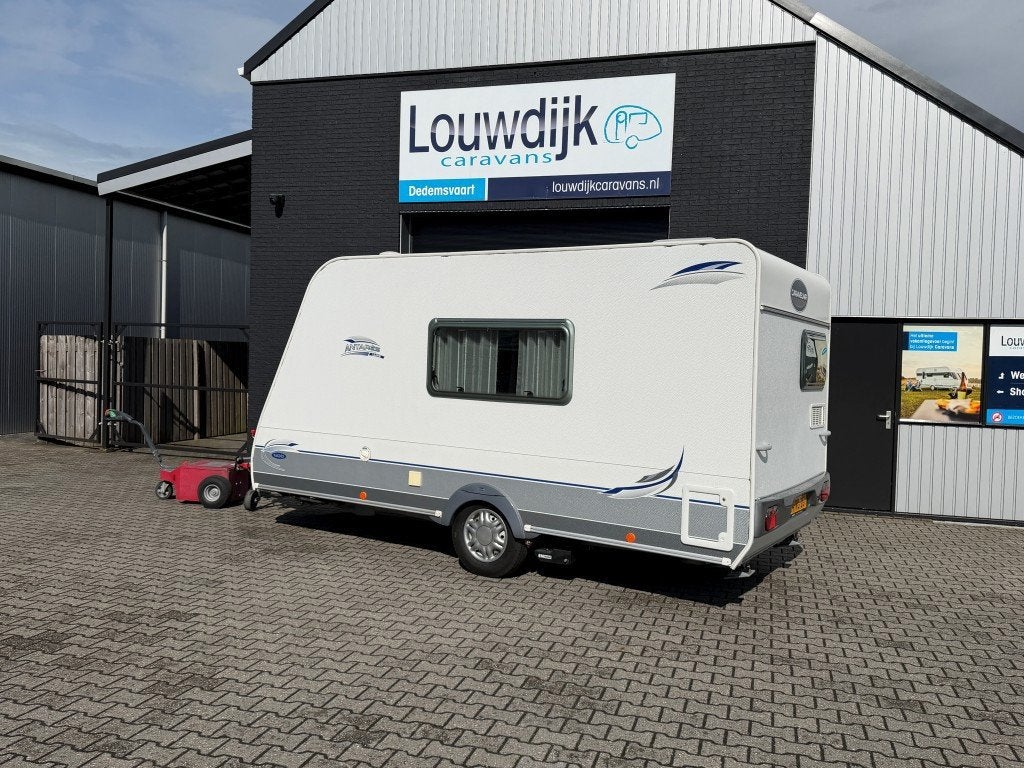 CARAVELAIR Antares 400 ’11 (Mover, Vastbed, 800kg), Vast bed, Bedrijf, Treinzit, 750 - 1000 kg