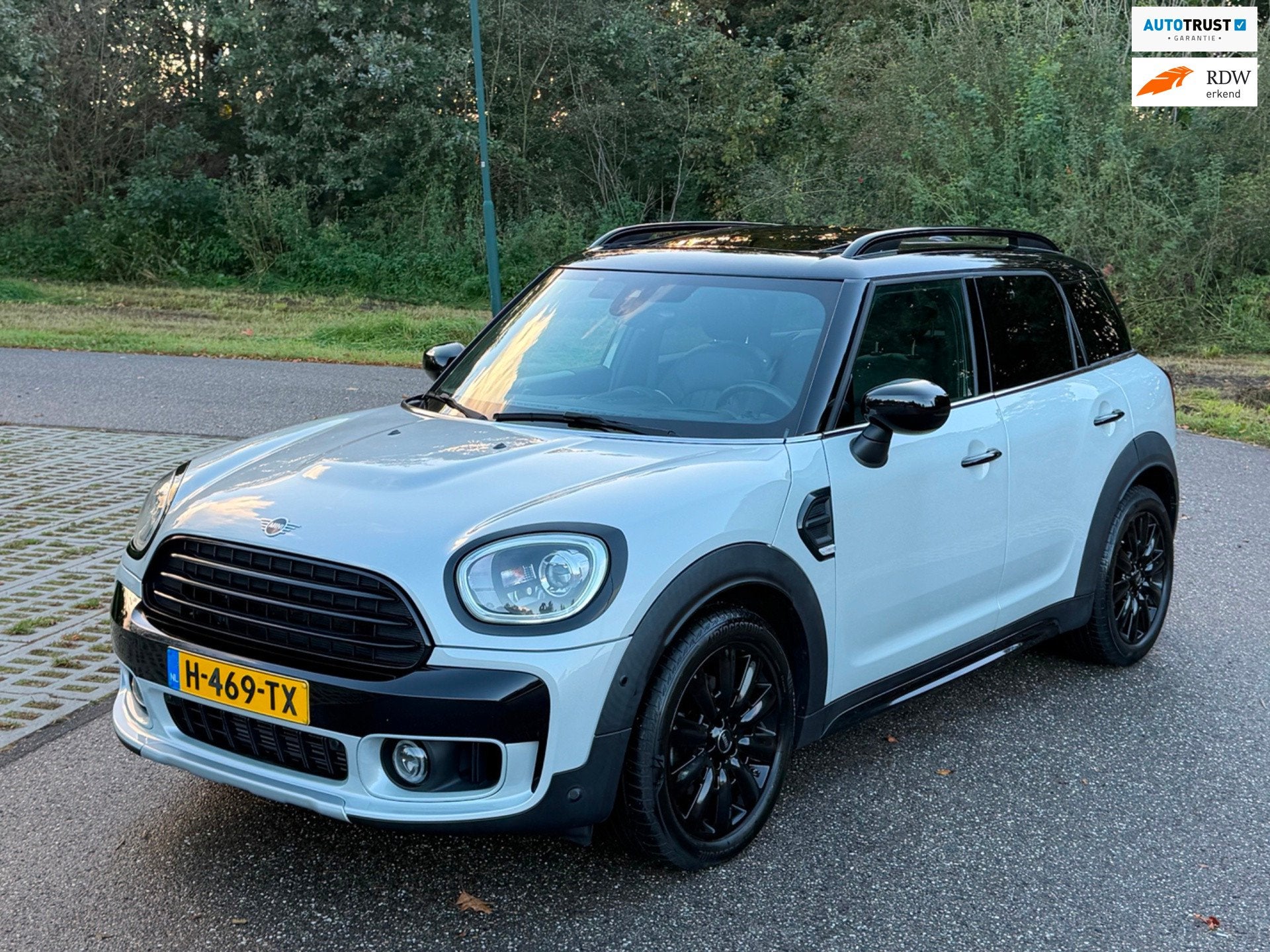 Mini Countryman 1.5 AUTOMAAT Cooper White Silver Edition, Pa, Auto's, Dealer onderhouden, 136 pk, Gebruikt, Countryman