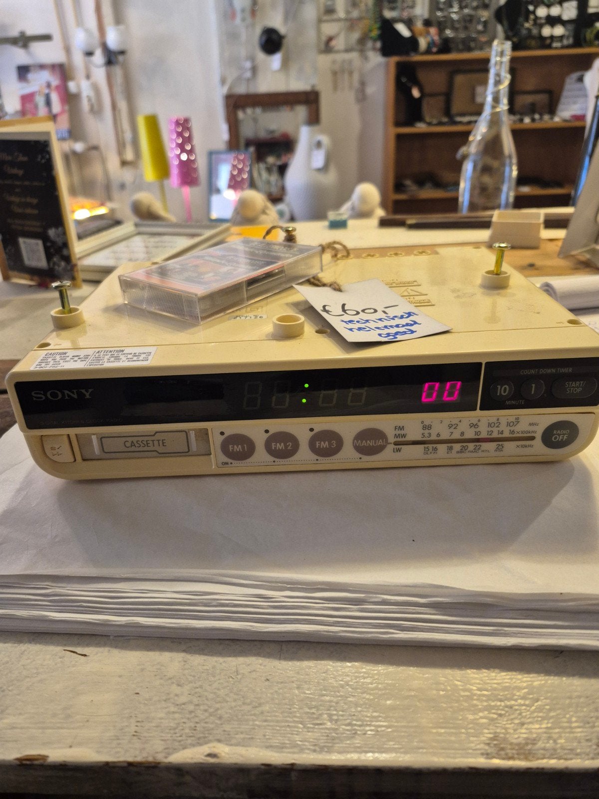 Vintage Sony ICF-C560L Radio Cassette Wekker, Ophalen of Verzenden, Gebruikt, Radio, Met cd-speler