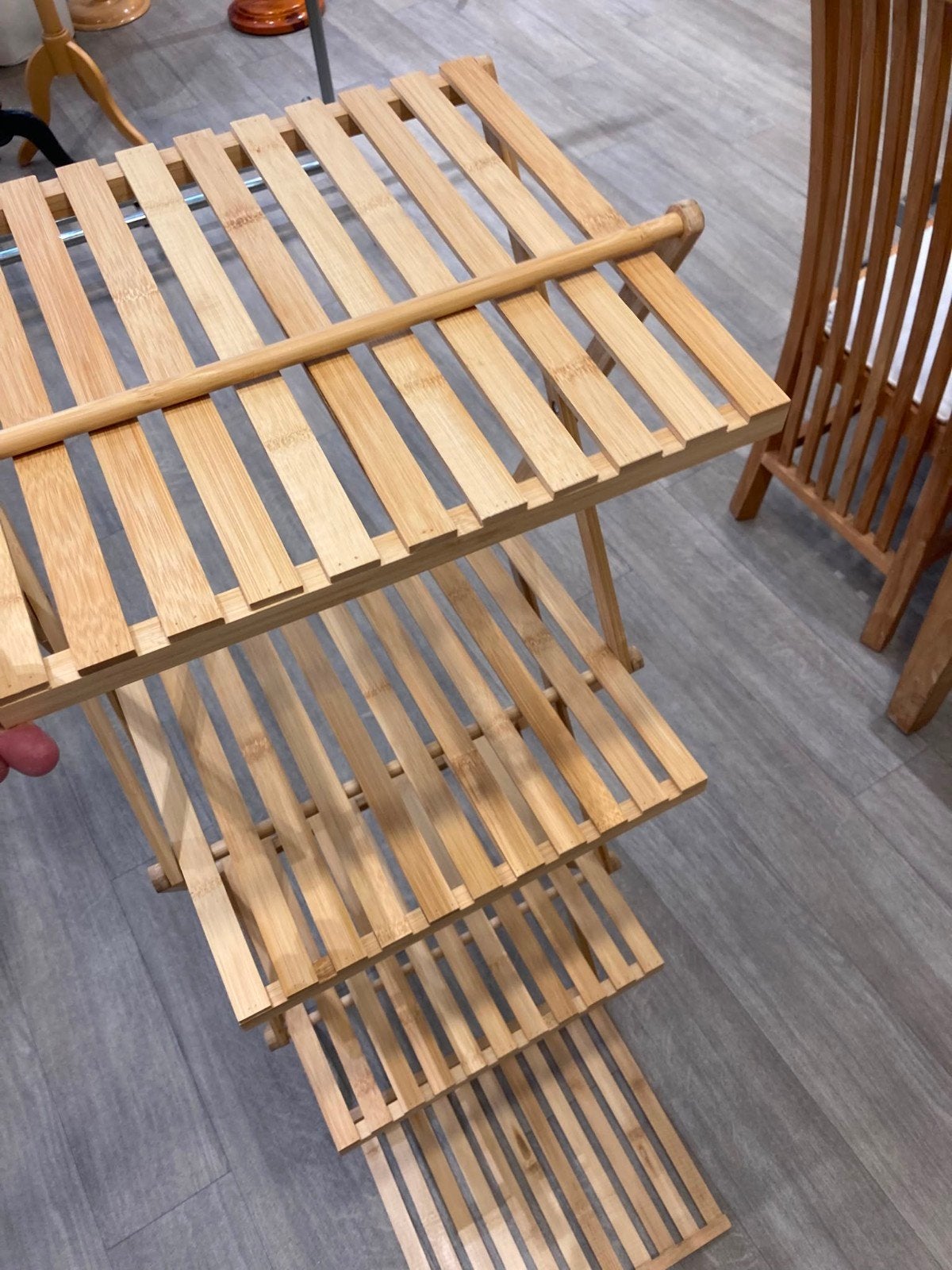 Houten etagère : DONDERDAG 1/10 OPHALEN HUIZEN, Ophalen, Hout