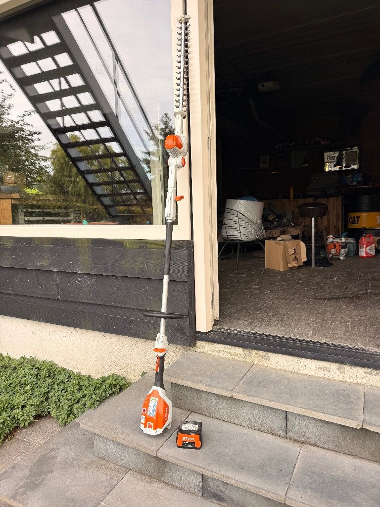 Stihl HLA 56 stokheggenschaar + AK 30 accu, Tuin en Terras, Ophalen of Verzenden, Accu