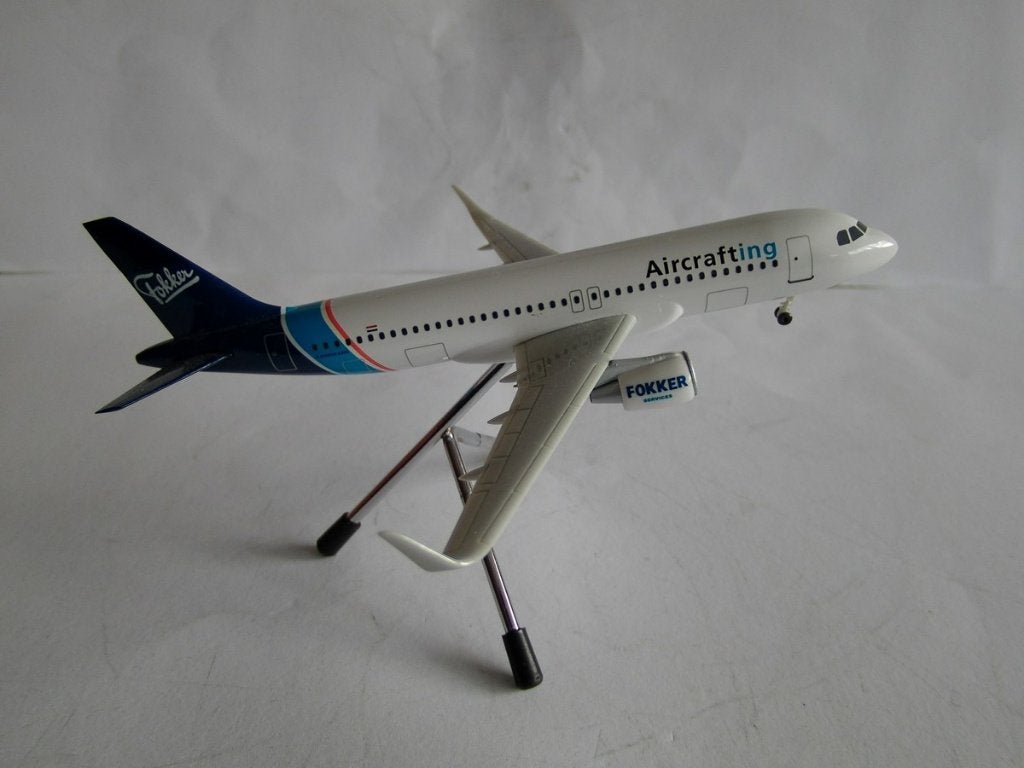 Lupa Fokker Aircrafting Vliegtuig met standaard, 19 cm, Ophalen of Verzenden, Zo goed als nieuw, Schaalmodel