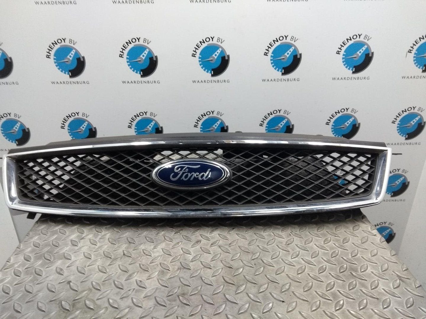 FORD FOCUS C MAX 1.8-16V FUTURA GRILLE 2005, Ophalen of Verzenden, Gebruikt, Stiba lid