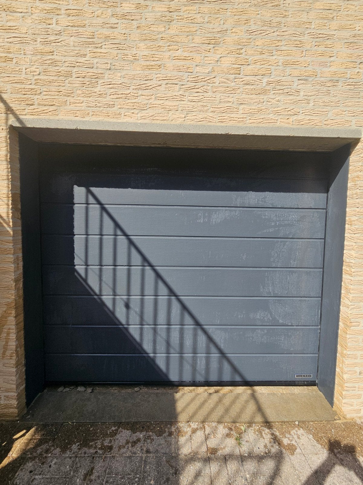 2x Hormann Sectionale Garagepoort met Motor - 250x210 cm
