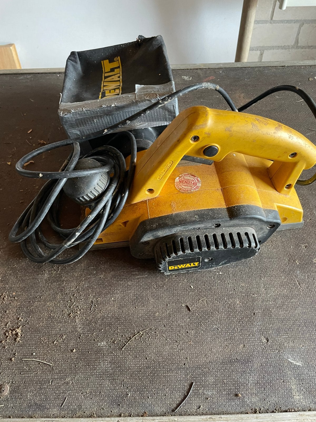 DeWalt DW677-QS Schaafmachine 600W, Ophalen, Gebruikt