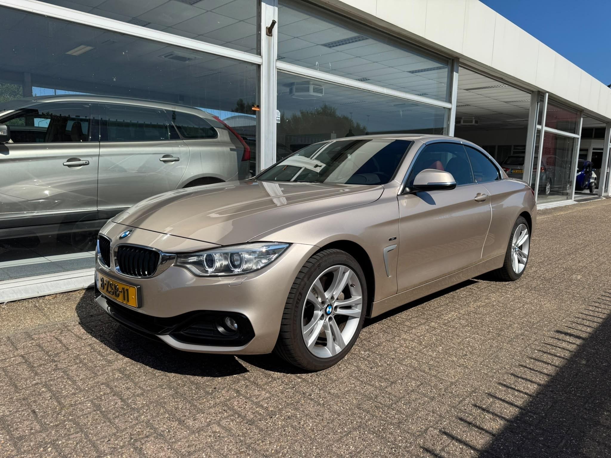 BMW 4-serie Cabrio 435i xDrive High Executive | 2e eigenaar, Auto's, Euro 6, 4-Serie, Cabriolet, 4 stoelen