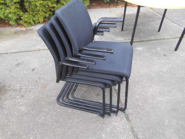 12 nette zwarte stapel vergaderstoelen., Huis en Inrichting, Bureaustoelen, Ophalen, Zwart, Zo goed als nieuw, Bureaustoel