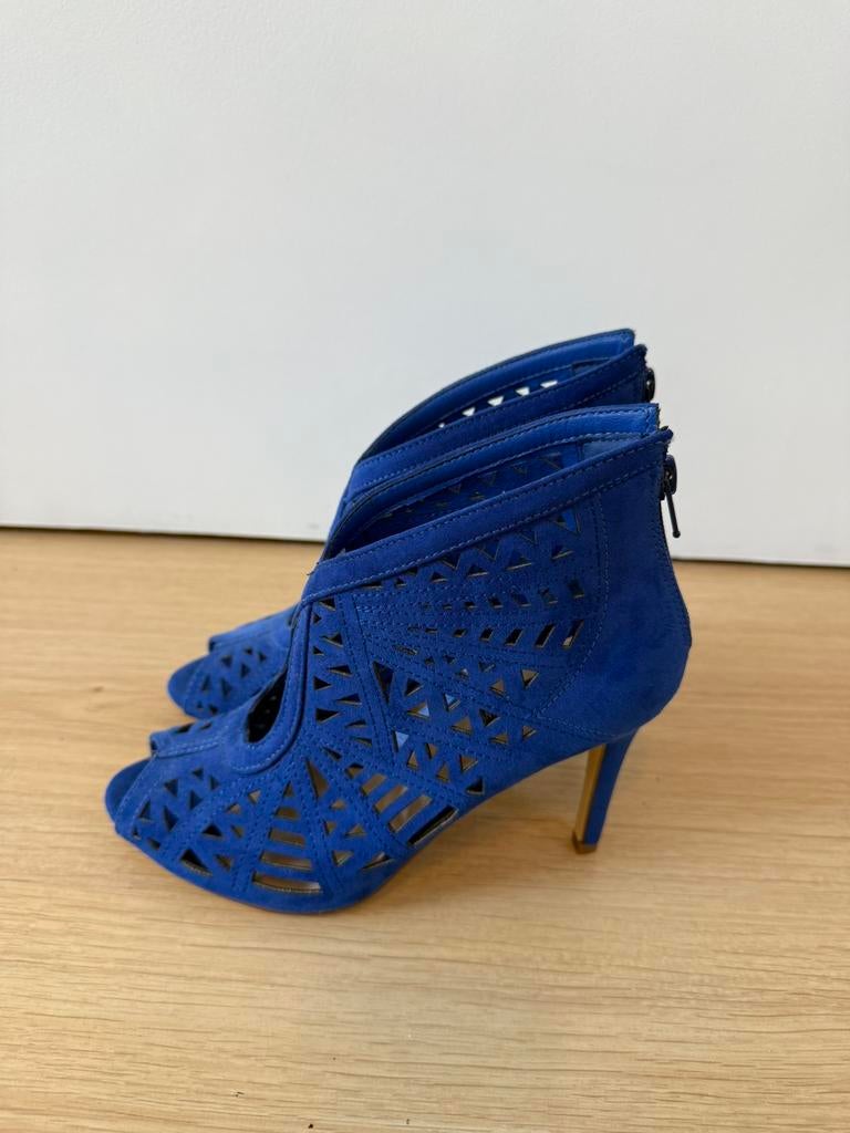 Blauwe hakken maat 38, Ophalen of Verzenden, Zo goed als nieuw, Blauw