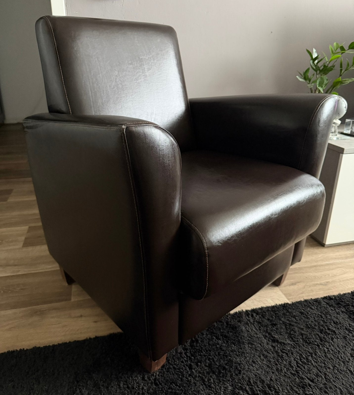 Comfertabele Leren Fauteuil, Ophalen, Gebruikt, Barok, 50 tot 75 cm
