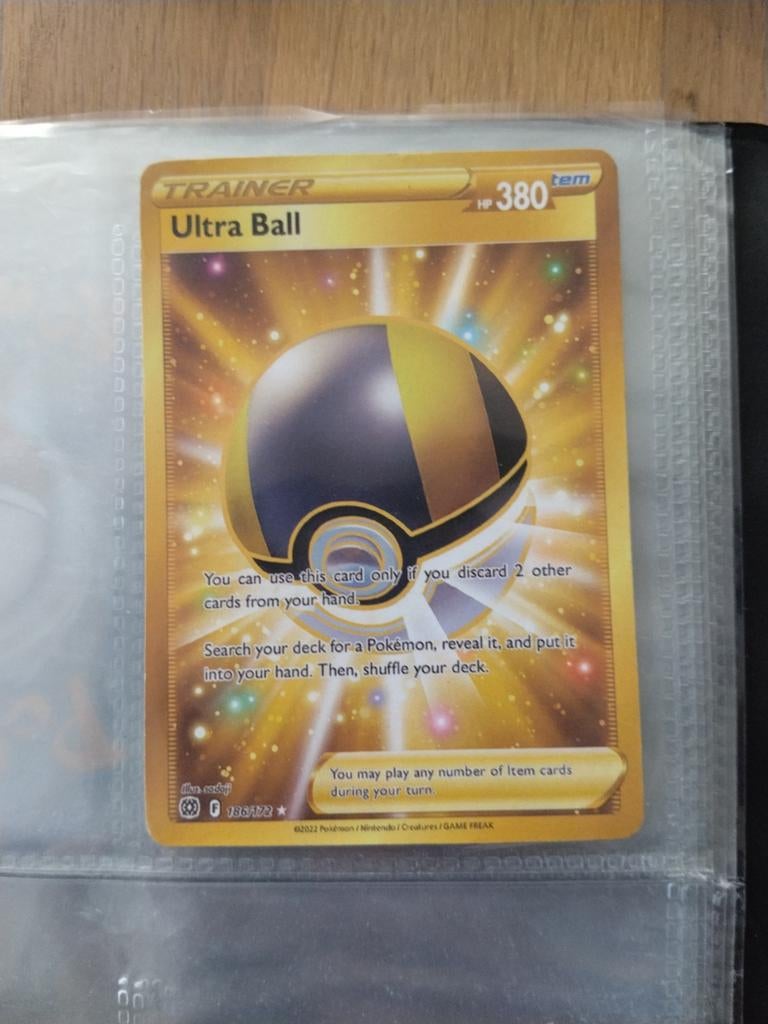Ultra Ball Gold Secret Rare Pokémon Kaart (Trainer), Ophalen of Verzenden, Zo goed als nieuw, Losse kaart, Foil
