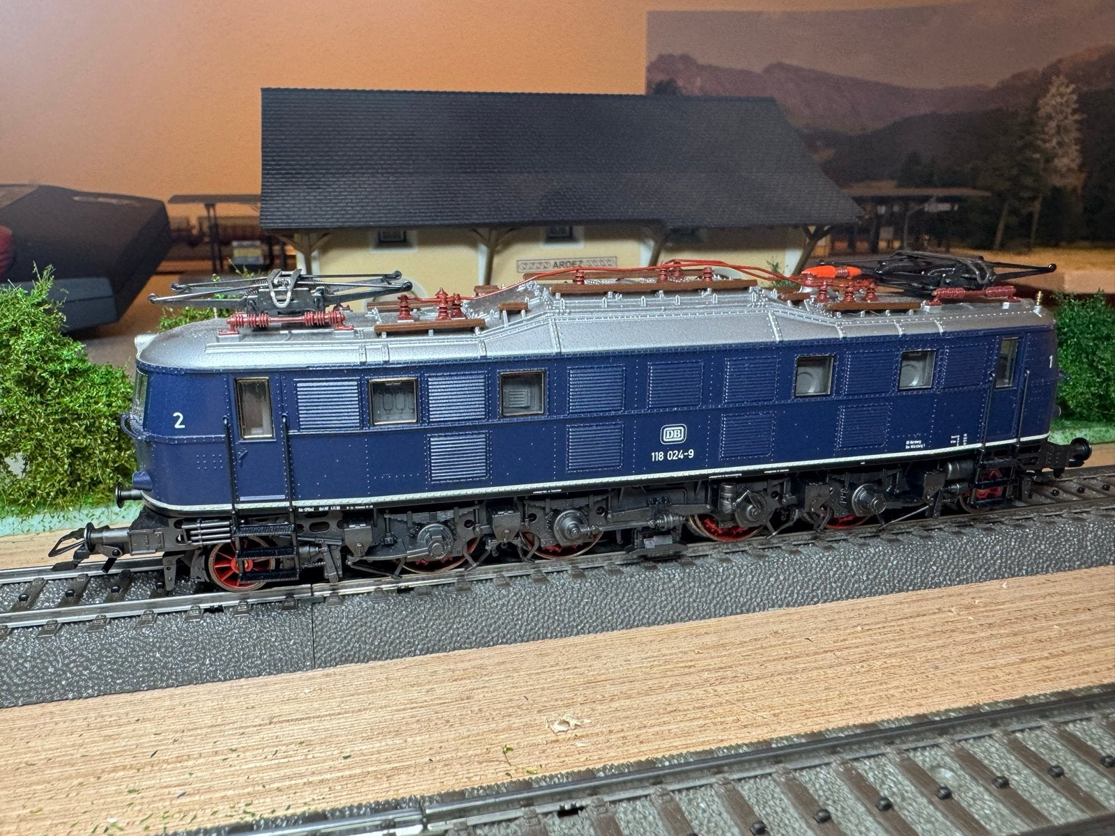 Märklin 3768 BR 118 mfx met uitgebreide geluidsfuncties, Wisselstroom, Locomotief, Ophalen of Verzenden, Zo goed als nieuw