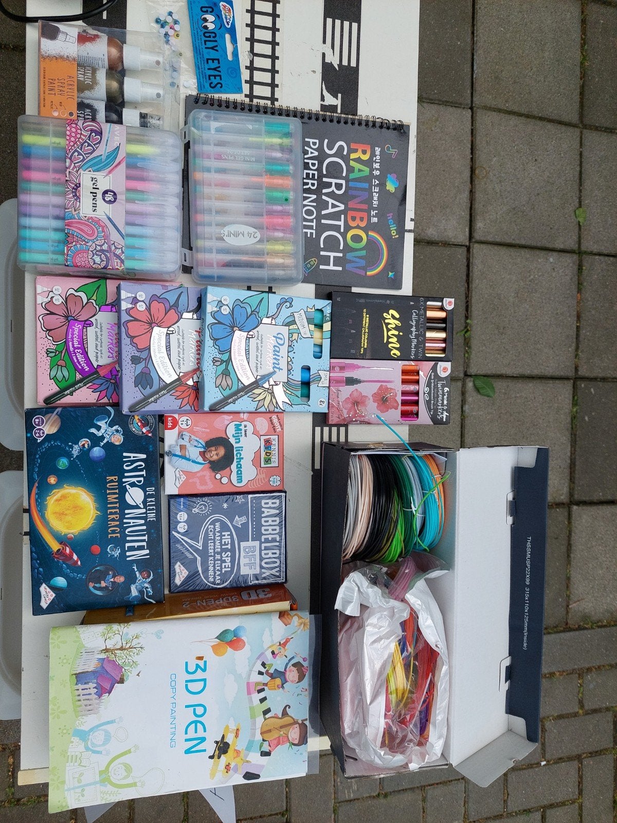 Grote Knutselset: stiften, verf, 3D pen, boeken en meer, Hobby en Vrije tijd, Knutselen, Ophalen of Verzenden