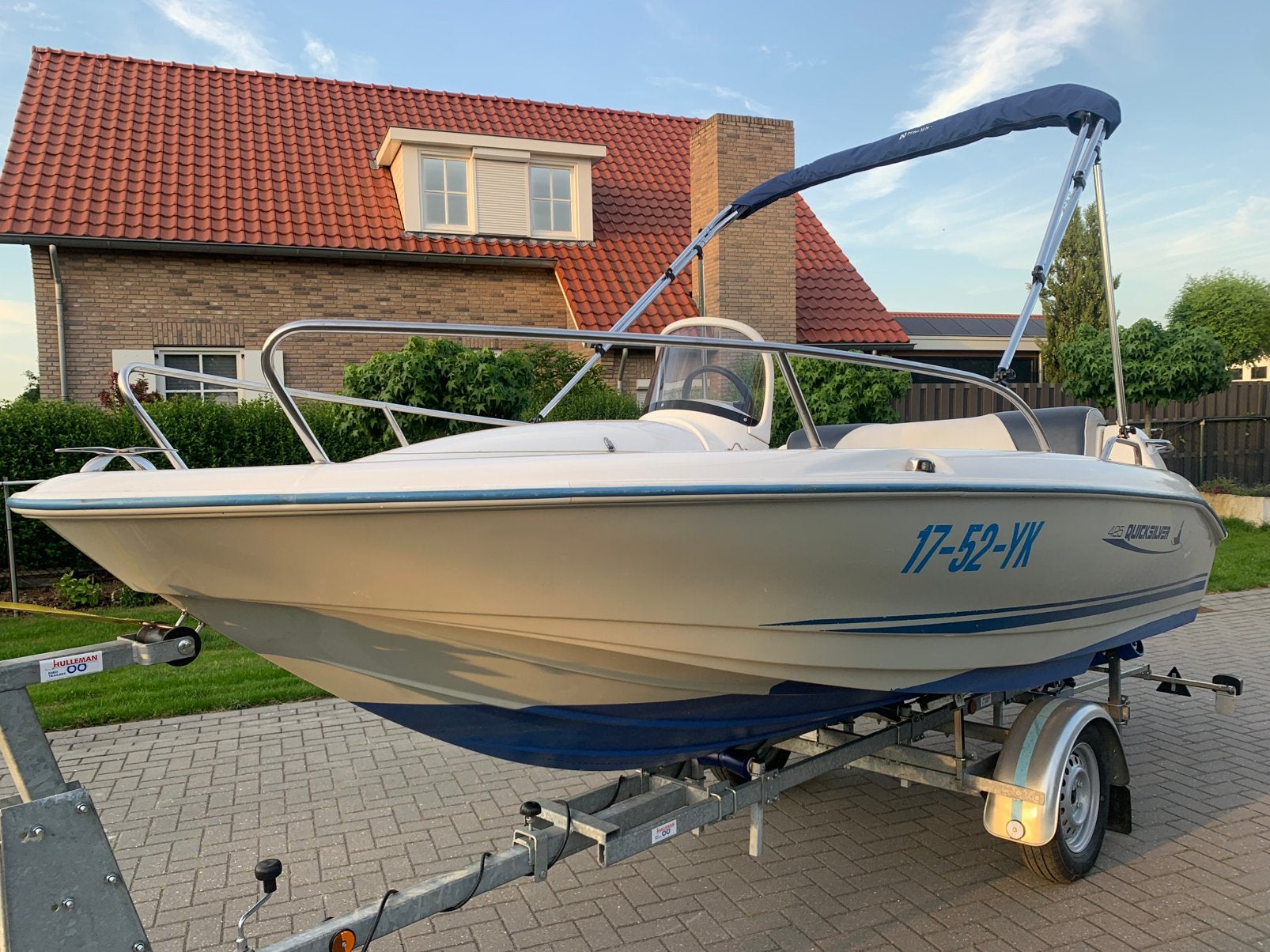 QuickSilver 425 / Mercury 40 pk 4 t zelf lozend/ trailer, Watersport en Boten, Vis- en Consoleboten, Ophalen of Verzenden, Zo goed als nieuw